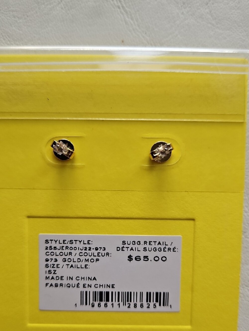 Marc Jacobs Gold-Tone Mother Of Pearl Button Stud Earrings - Picture 5 of 12
